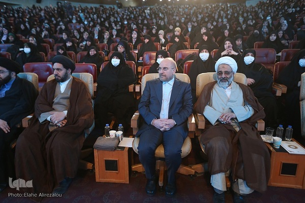 نکوداشت بانوان مبلغ قرآنی