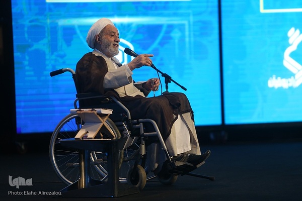 حجت الاسلام محسن قرائتی در نکوداشت بانوان مبلغ قرآنی