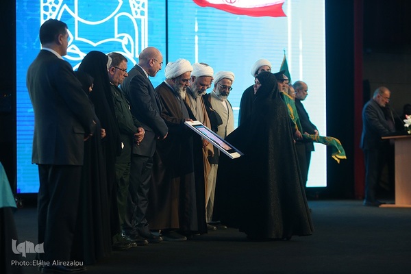 نکوداشت بانوان مبلغ قرآنی