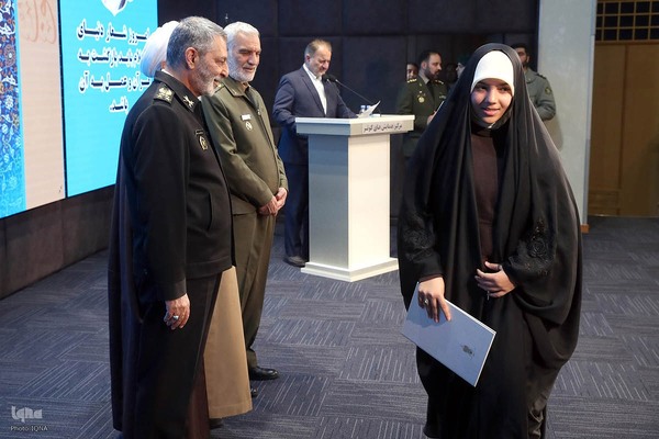 آیین تجلیل از منتخبان قرآنی ارتش