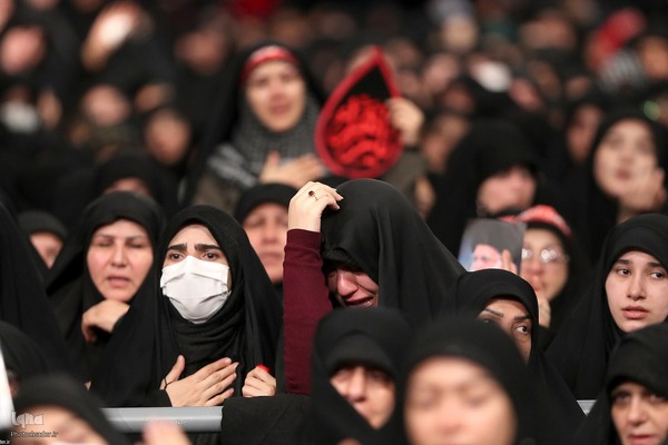 دومین شب مراسم عزاداری حضرت زهرا سلام‌الله‌علیها در حسینیه امام خمینی(ره)