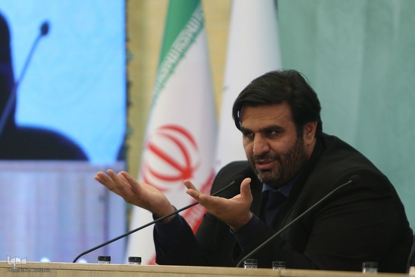 نشست وظایف نهادهای مسئول در فراهم کردن زمینه ارائه تلاوت‌های اثرگذار