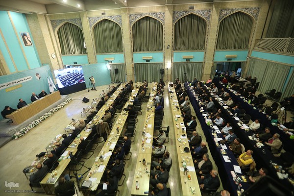 نشست وظایف نهادهای مسئول در فراهم کردن زمینه ارائه تلاوت‌های اثرگذار