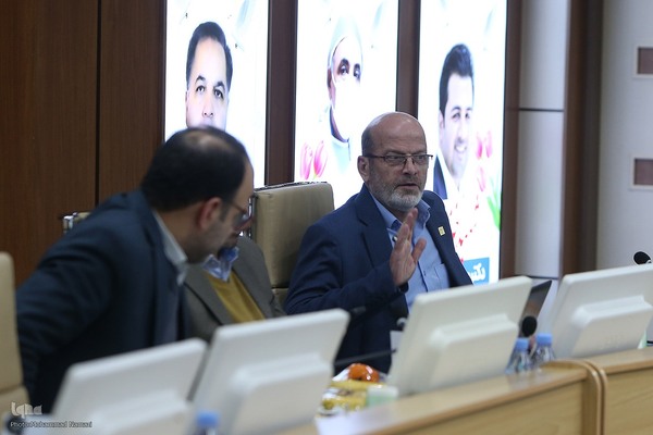 حسن مسلمی نائینی رئیس جهاددانشگاهی  در نشست شورای هماهنگی فعالیت‌های قرآن و عترت دانشگاهیان