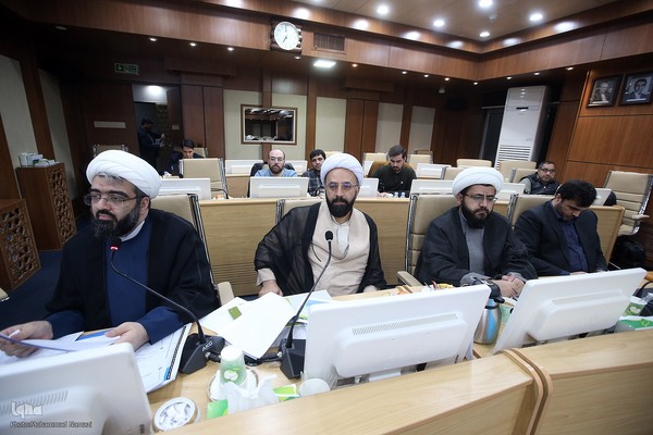 نشست شورای هماهنگی فعالیت‌های قرآن و عترت دانشگاهیان