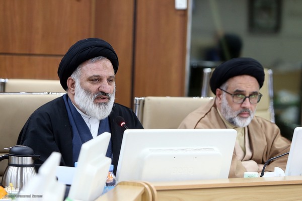 نشست شورای هماهنگی فعالیت‌های قرآن و عترت دانشگاهیان