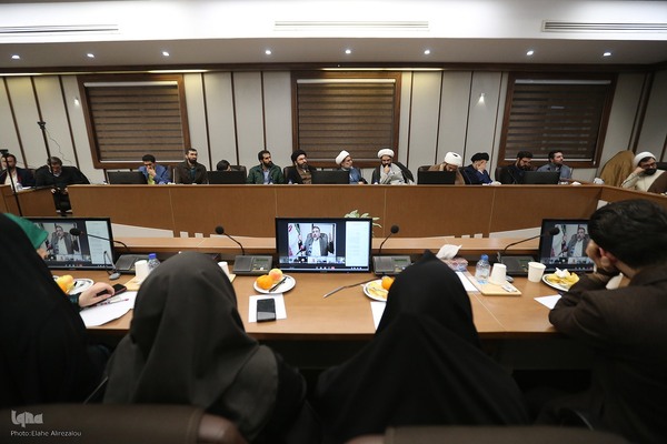 حکمرانی قرآنی در حوزه فرهنگ و هنر