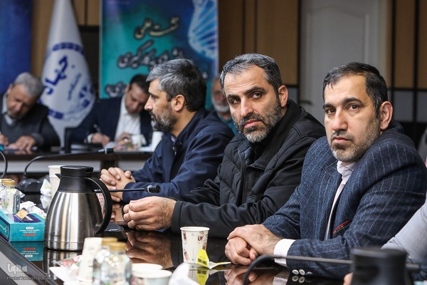 نشست چالش‌های حقوقی و اخلاقی بکارگیری شخص سوم در درمان ناباروری