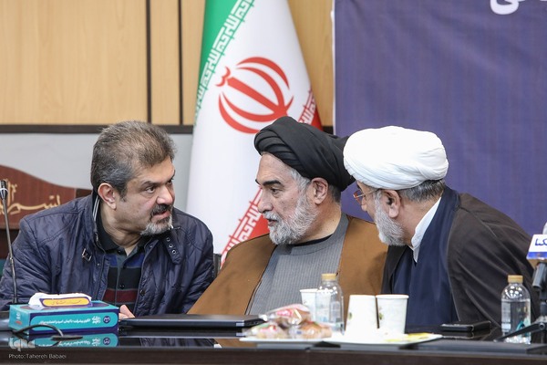 نشست چالش‌های حقوقی و اخلاقی بکارگیری شخص سوم در درمان ناباروری