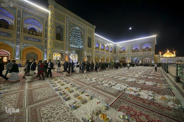 سفره ضیافت در شب ولادت امیرالمومنین (ع)