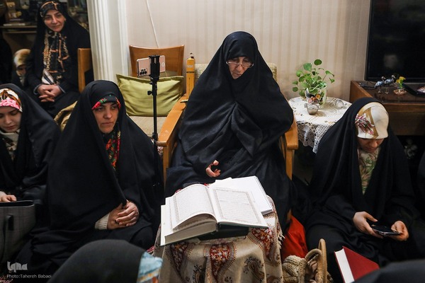 جلسه آموزش قرآن استاد بلده