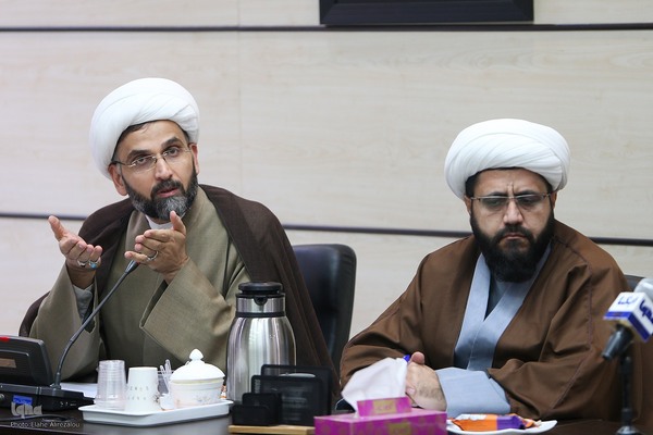 مجمع مشورتی شورای هماهنگی فعالیت‌های قرآن و عترت دانشگاه‌ها