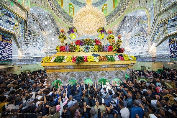 حال و هوای حرم حسینی در اعیاد شعبانیه