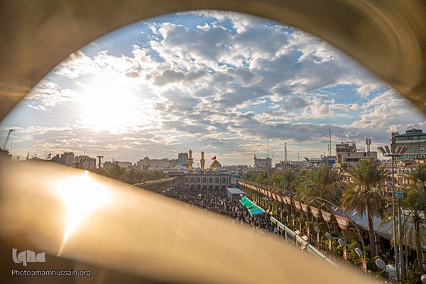 حال و هوای حرم حسینی در اعیاد شعبانیه