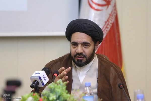 حجت‌الاسلام والمسلمین سیدمحمدجواد موسوی‌درچه‌ای در نشست سهم جامعه قرآنی در مشاکت پرشور