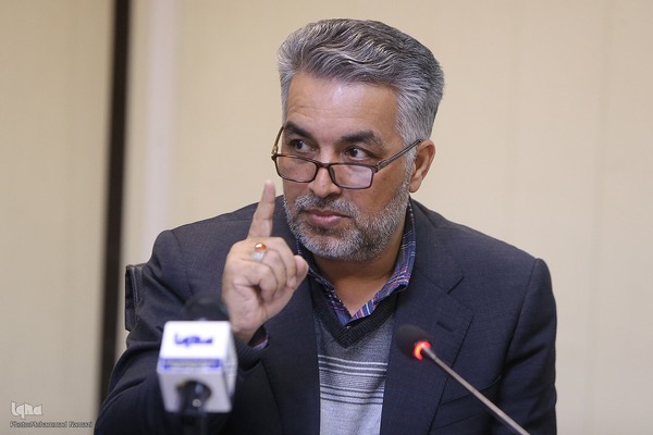 جلیل بیت‌مشعل، رئیس سازمان قرآنی دانشگاهیان کشور و مدیرعامل خبرگزاری ایکنا 
 در نشست سهم جامعه قرآنی در مشاکت پرشور