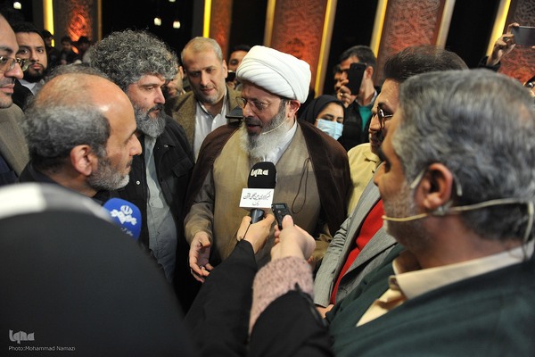 بازدید رئیس سازمان صدا و سیما از برنامه تلویزیونی محفل