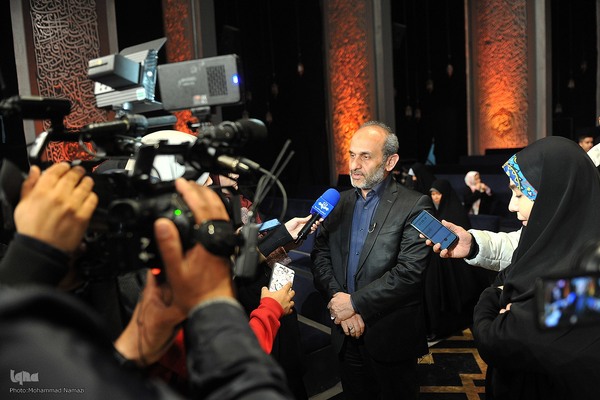 بازدید رئیس سازمان صدا و سیما از برنامه تلویزیونی محفل