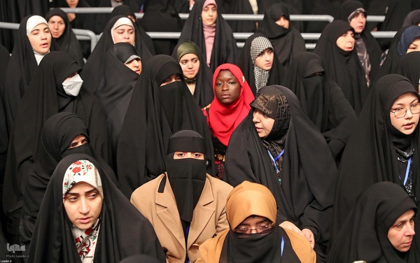 دیدار شرکت کنندگان در مسابقات بین‌المللی قرآن با رهبر معظم انقلاب