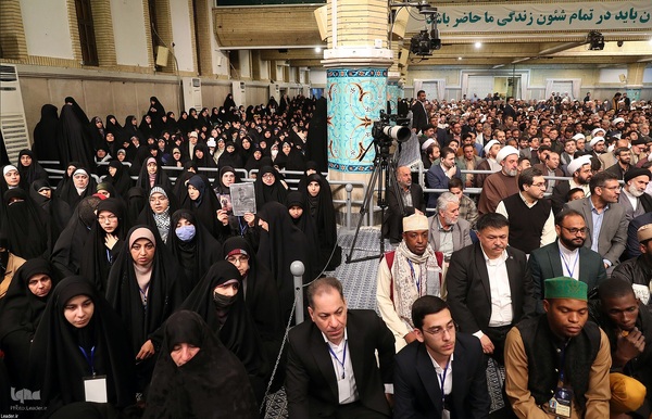 دیدار شرکت کنندگان در مسابقات بین‌المللی قرآن با رهبر معظم انقلاب