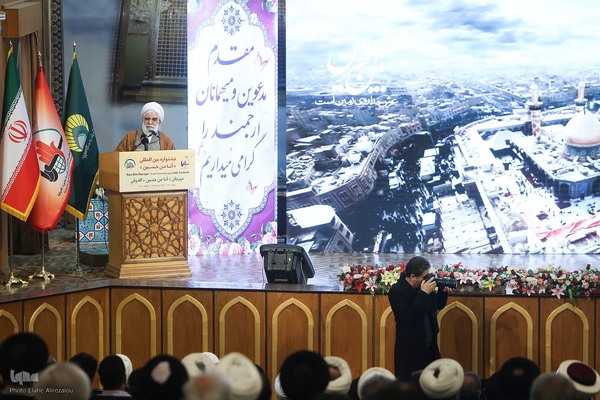 افتتاحیه دومین جشنواره فرهنگی هنری (أنا من حسین)