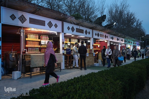 جشن رمضان در بوستان لاله