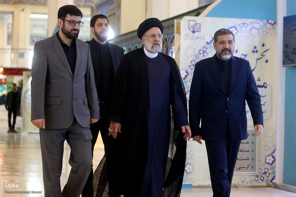 بازدید رئیس جمهور از نمایشگاه قرآن کریم