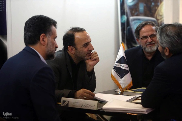 بازدید معاون فرهنگی و اجتماعی وزیر علوم از نمایشگاه قرآن