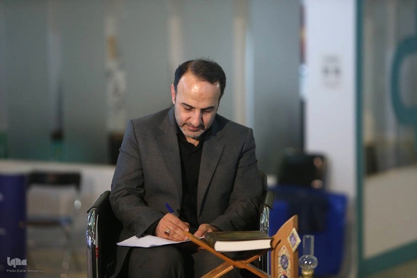 بازدید معاون فرهنگی و اجتماعی وزیر علوم از نمایشگاه قرآن