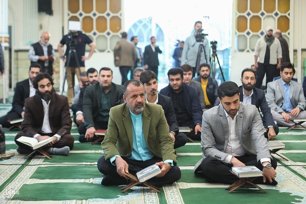 محفل انس با قرآن کریم با حضور شهردار تهران