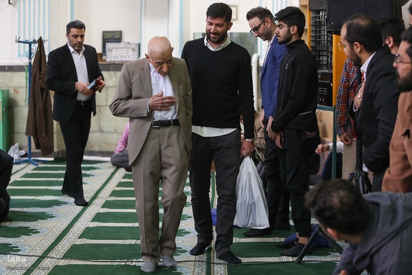 محفل انس با قرآن کریم با حضور شهردار تهران