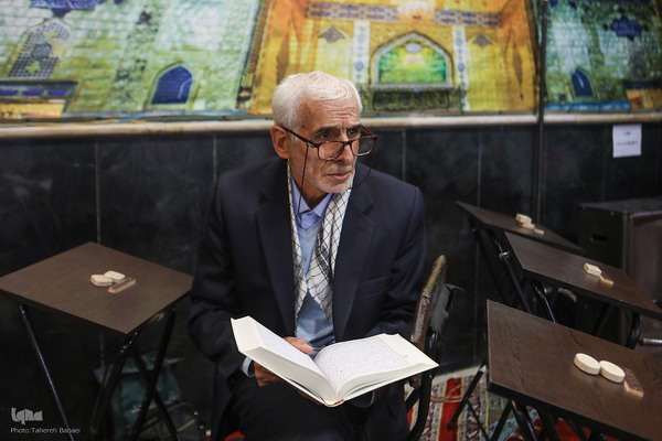 محفل انس با قرآن در مسجد سیدالشهدا