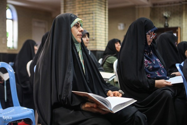 محفل انس با قرآن در مسجد سیدالشهدا