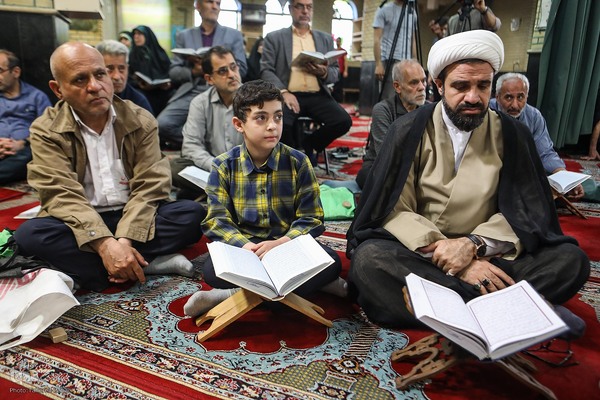 محفل انس با قرآن در مسجد سیدالشهدا