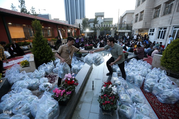 محفل دانشجویی انس با قرآن كريم در دانشگاه علم و فرهنگ