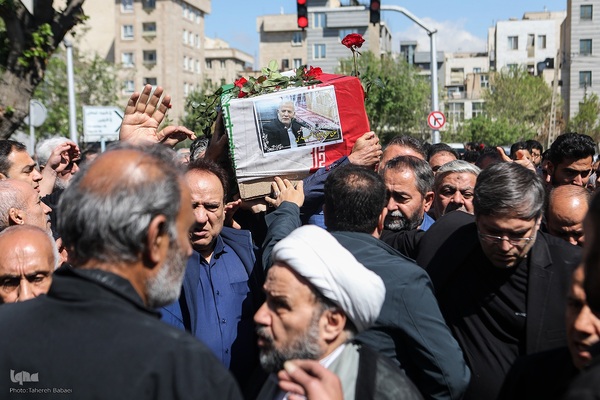 مراسم تشییع و تدفین پیکر مرحوم مغفور حاج ولی‌الله پوراحمدی