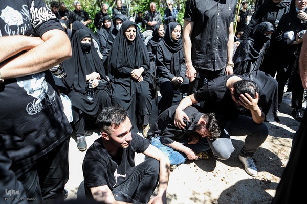 مراسم تشییع و تدفین پیکر مرحوم مغفور حاج ولی‌الله پوراحمدی