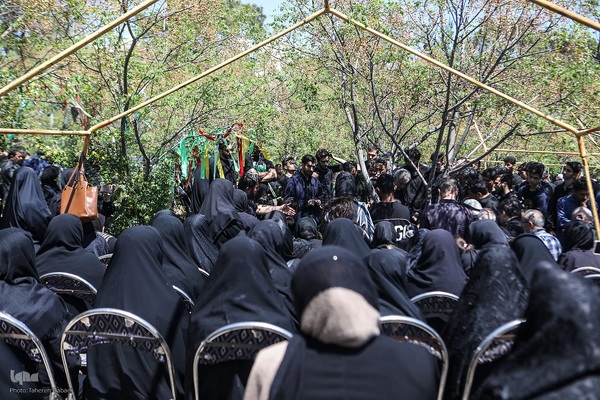 مراسم تشییع و تدفین پیکر مرحوم مغفور حاج ولی‌الله پوراحمدی