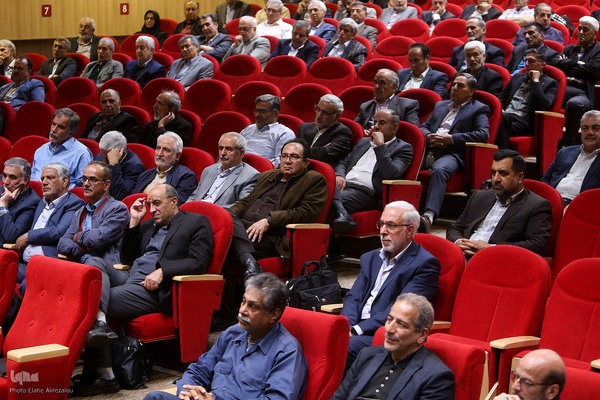 تجلیل از پیشکسوتان جهاددانشگاهی