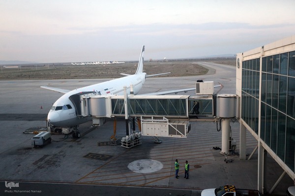 بدرقه نخستین گروه از زائران حج عمره در سال ۱۴۰۳