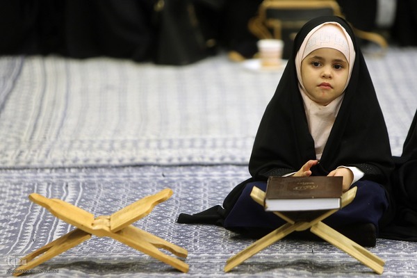 هجدهمین جلسه تلاوت و استماع قرآن کریم