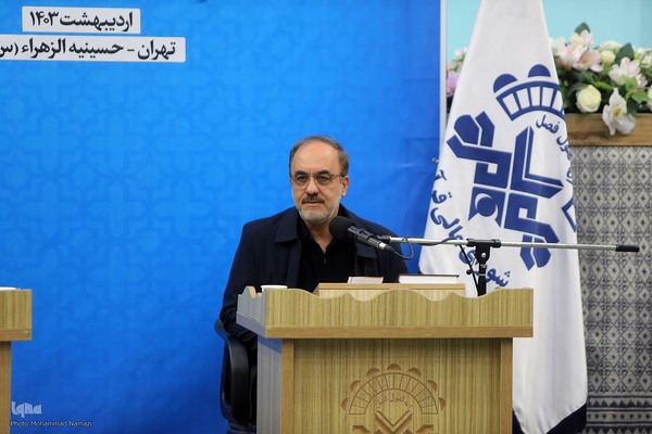 محمد بادپا در هجدهمین جلسه تلاوت و استماع قرآن کریم