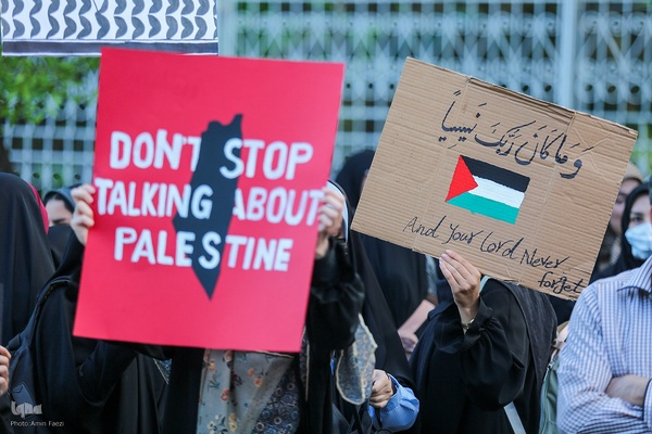 تجمع دانشگاهیان دانشگاه‌های شیراز در حمایت از خیزش دانشجویان آمریکا و اروپا