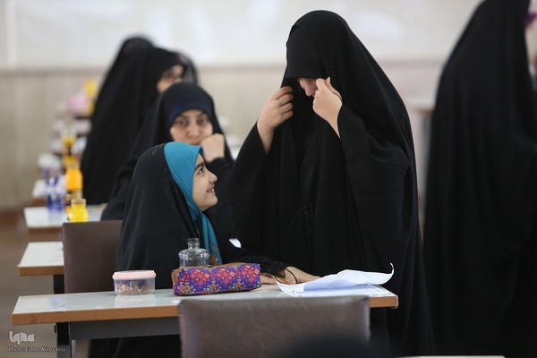 آزمون اعطای مدرک تخصصی به حافظان قرآن کریم