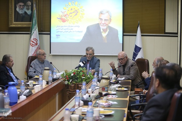 مراسم «ظهر دلنشین» تجلیل از استاد بهروز یاریگل