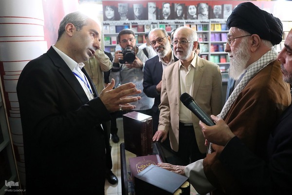 بازدید از سی‌وپنجمین نمایشگاه بین‌المللی کتاب تهران