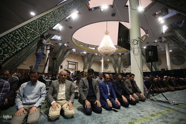 اجتماع دانشگاهیان دانشگاه‌های تهران در سوگ رییس جمهور