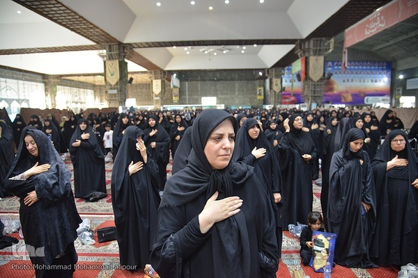 عزاداری مردم اهواز در سوگ شهادت آیت‌الله رئیسی و همراهانشان