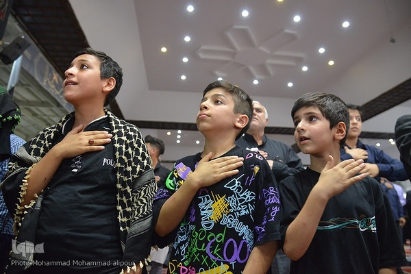 عزاداری مردم اهواز در سوگ شهادت آیت‌الله رئیسی و همراهانشان