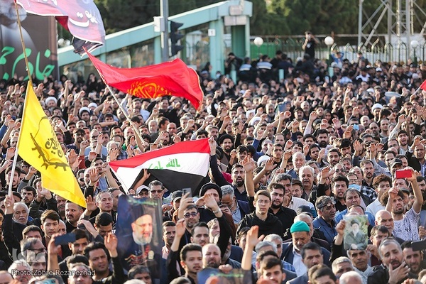 اجتماع مردم مشهد برای شهادت خادم‌الرضا(ع)